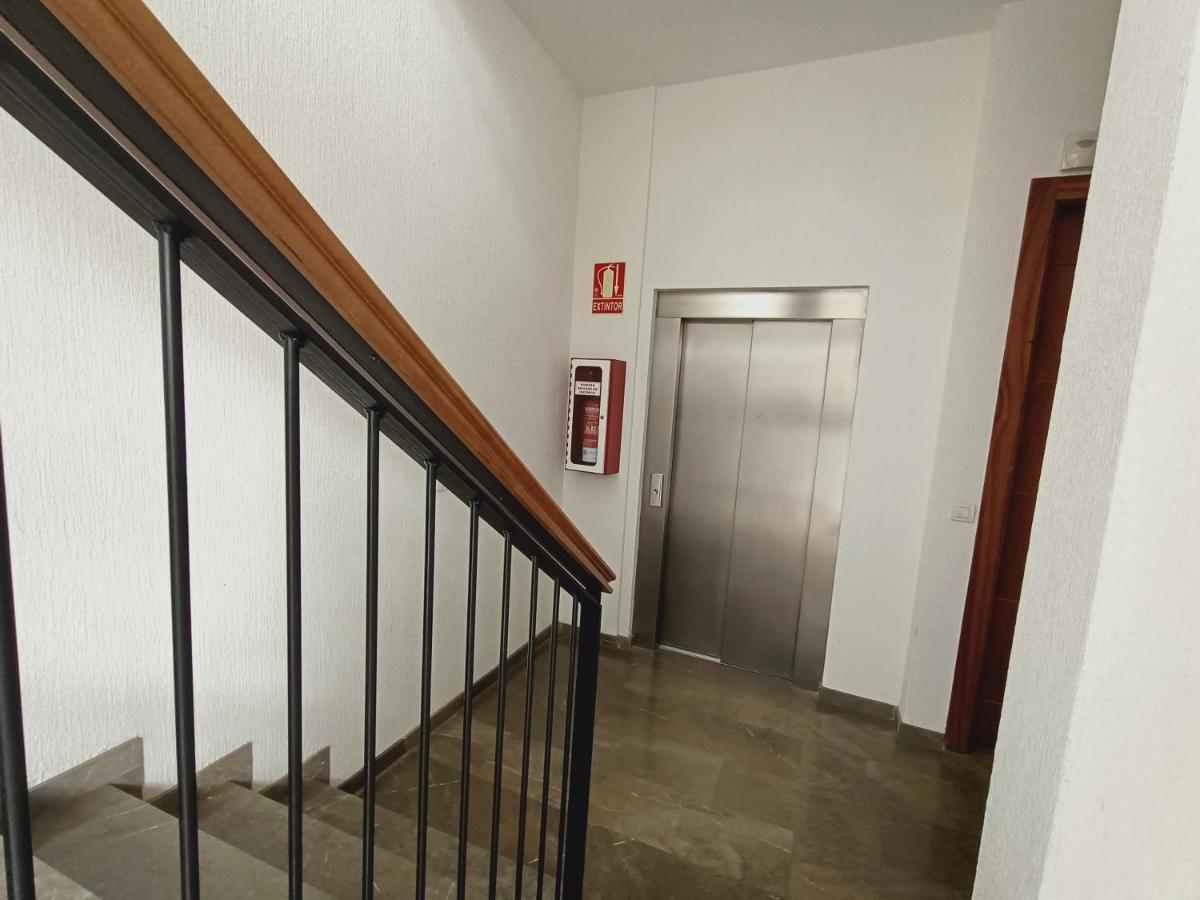 Apartamento Nueva Del Santisimo Granada Bagian luar foto