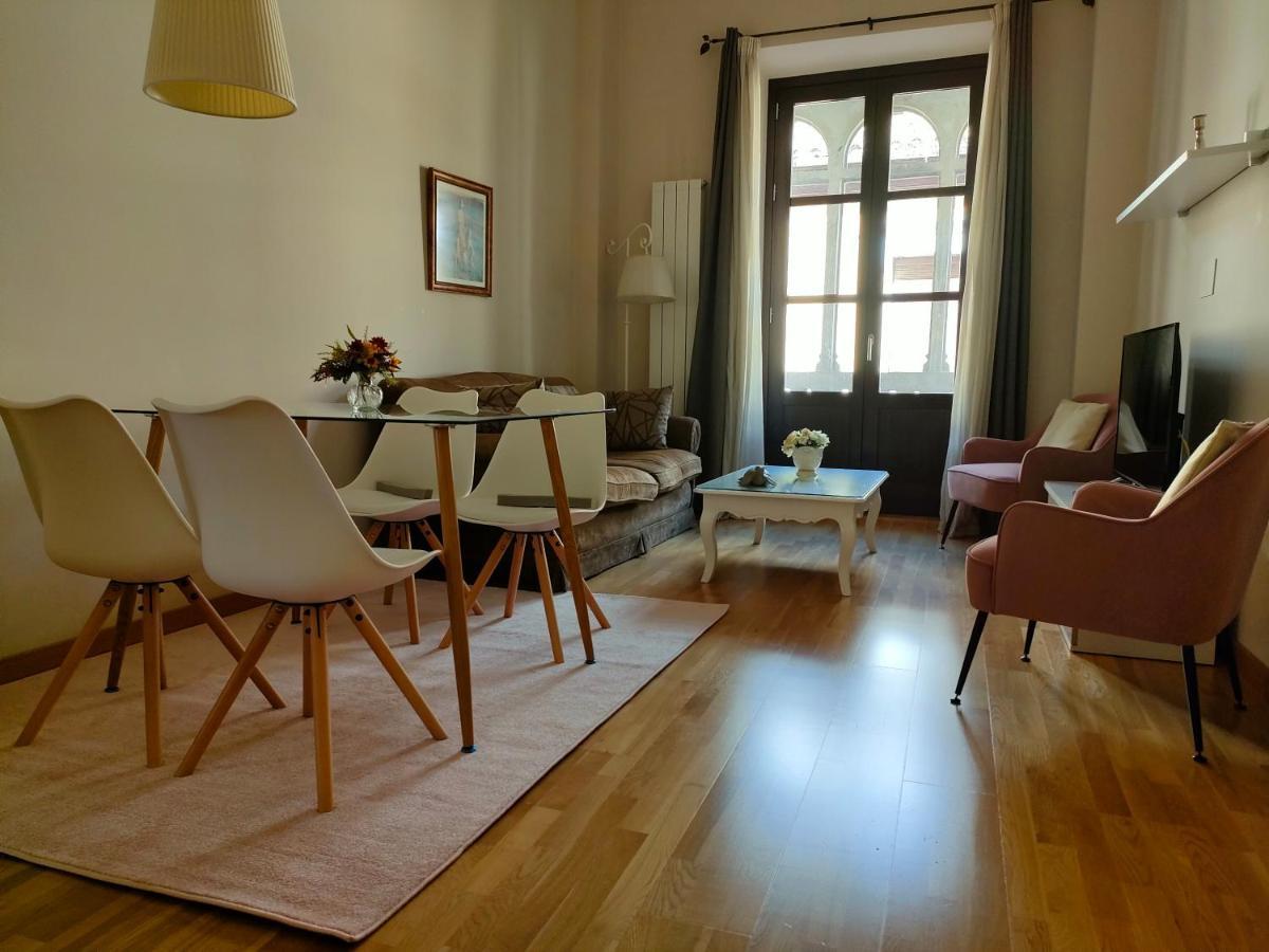 Apartamento Nueva Del Santisimo Granada Bagian luar foto