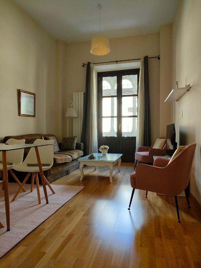 Apartamento Nueva Del Santisimo Granada Bagian luar foto