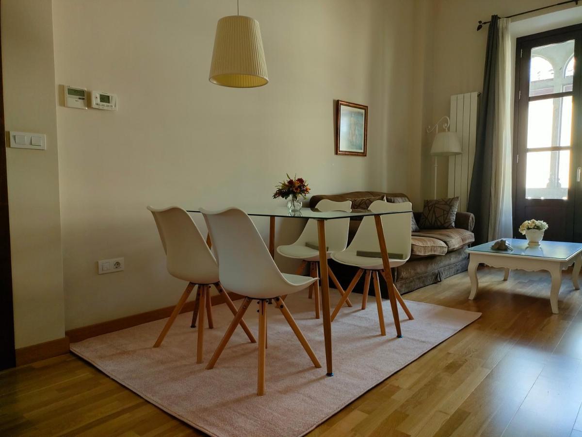 Apartamento Nueva Del Santisimo Granada Bagian luar foto