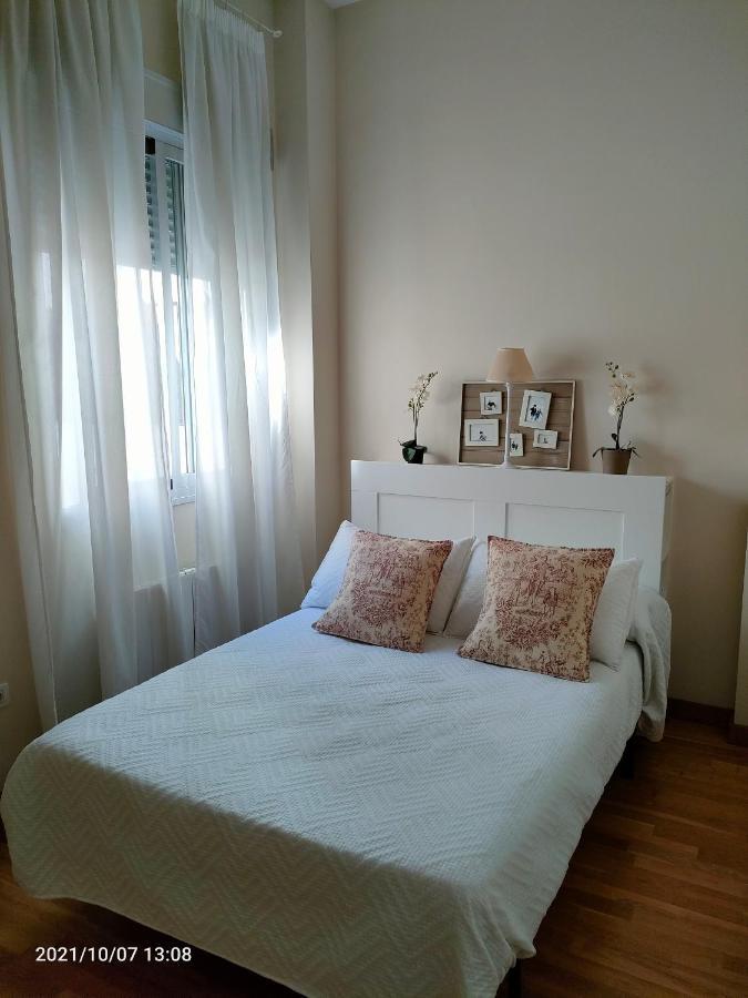 Apartamento Nueva Del Santisimo Granada Bagian luar foto